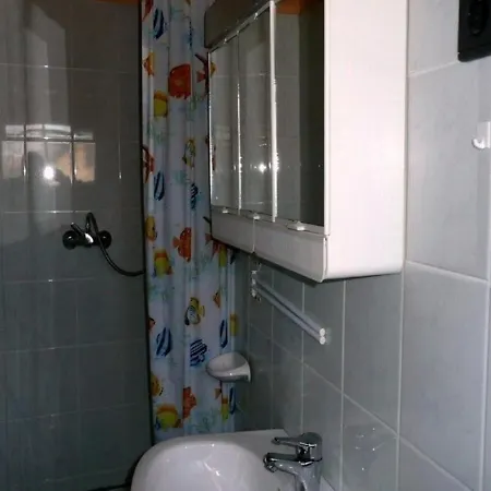 Ferienhaus Mit Pool, Wlan Nahe Am See - #128054 Ferienhaus *